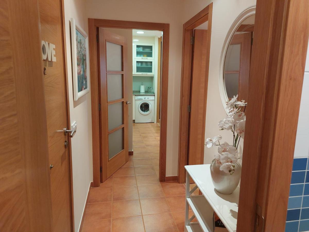 Apartamento Vieiro Con Plaza Garaje Gratis ซานติอาโก เด กอมโปสเตลา ภายนอก รูปภาพ